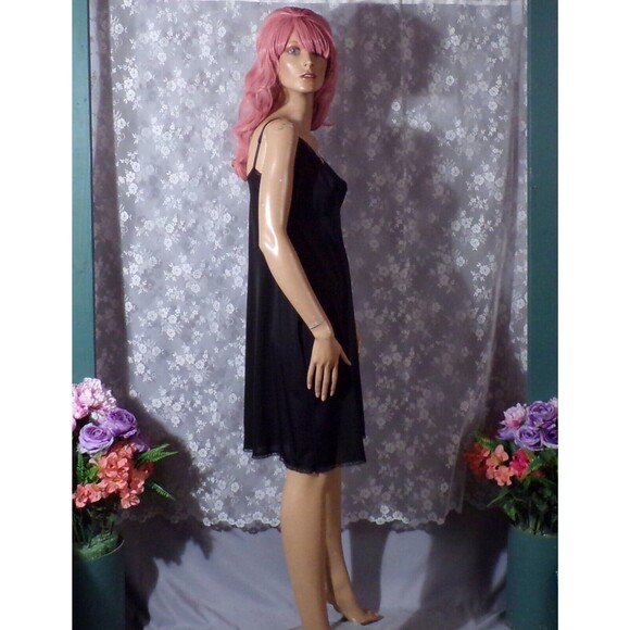 Vintage 60s Dress Slip 1960s Black Nylon Lace Goth Vamp Pinup Size Medium S/M - Picture 3 of 5